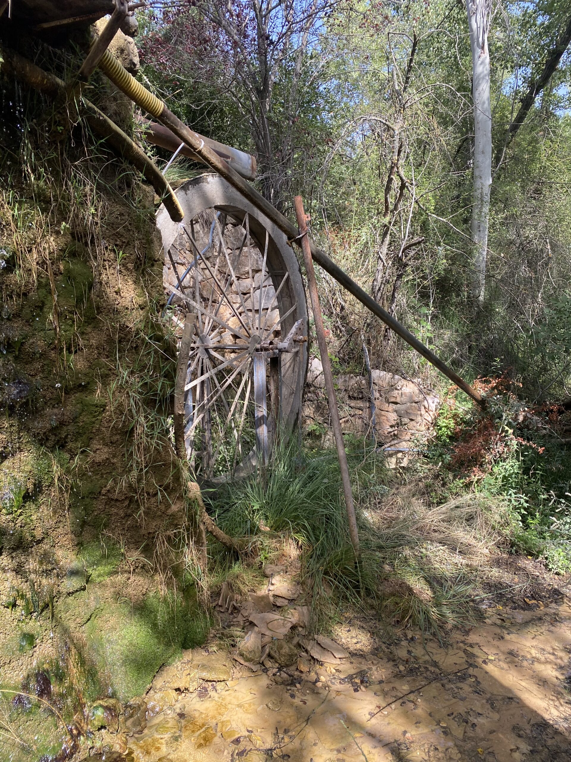 The old unused water wheel. Now there’s a pump, installed in the 1980s to pump water to the village